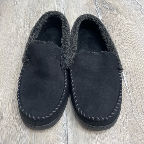 Dearfoams Slippers - Picture 11 of 11